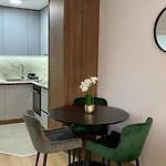 Apartman Filip Sa Garazom Appartamento