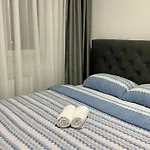 Filip Sa Garazom *