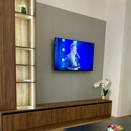 Lägenhet Filip Lux Sa Garazom