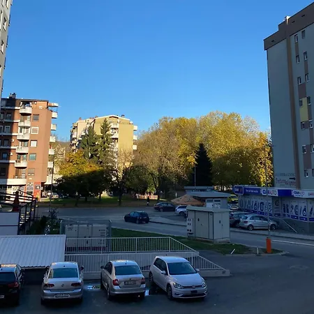 Filip Lux Sa Garazom Lägenhet Doboj