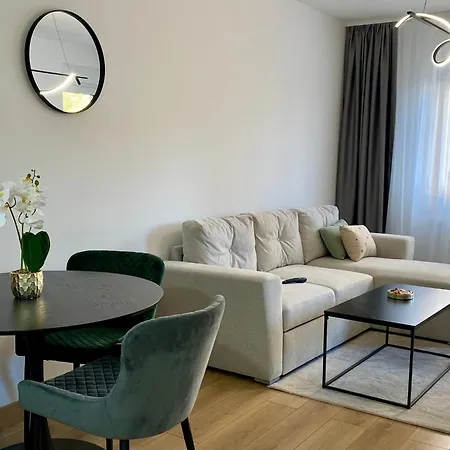 Filip With Garage Apartamento Doboj