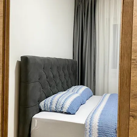 Apartman Filip Sa Garazom * 多博伊